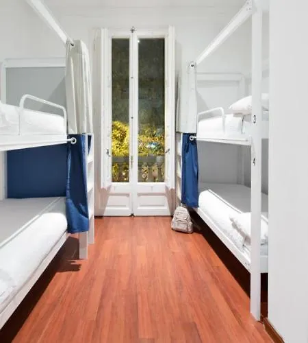 The Central House Barcelona Gracia Hostel
