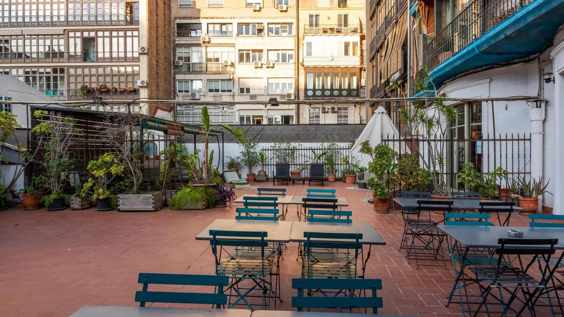 Hostel The Central House Barcelona Gracia Hiszpania