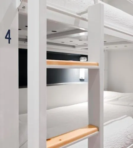 Hostel The Central House Barcelona Gracia Spain