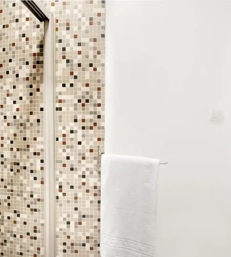 Hostel The Central House Barcelona Gracia Spain