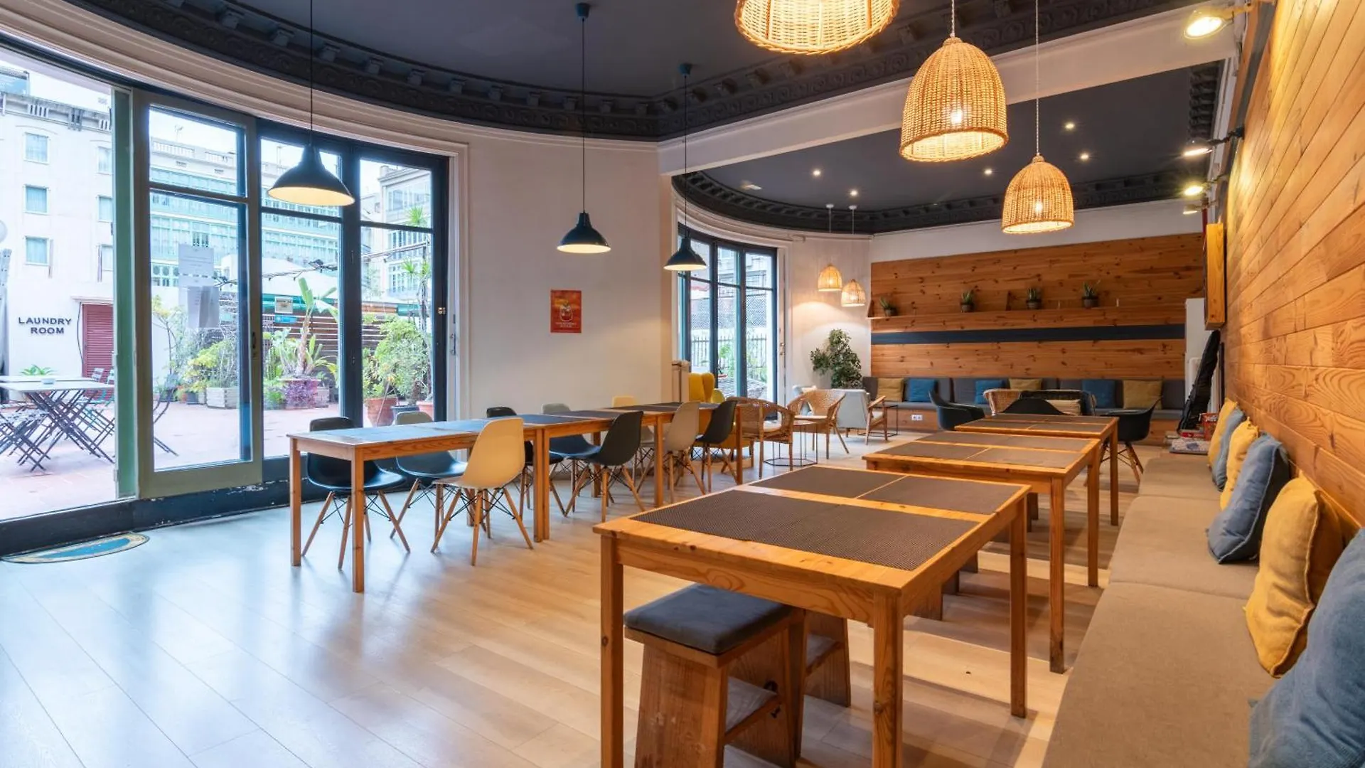 The Central House Barcelona Gracia